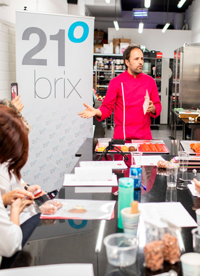 El colectivo 21 Brix explora las posibilidades pasteleras del Food Truck