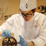 Amandine Finger durante su taller de pastelería gluten free