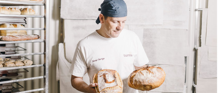 Pan con semillas para el 10 aniversario de Turris
