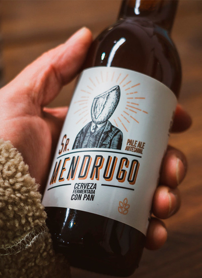 Sr. Mendrugo, una cerveza hecha con pan y contra el desperdicio alimentario