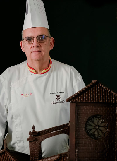 200 kg de chocolate para una espectacular reproducción de la Catedral de Oviedo