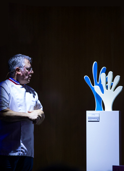 Stéphane Leroux transforma el arte de Miró en chocolate y expone en Barcelona