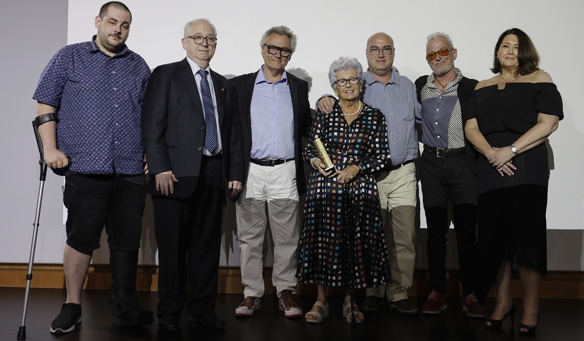 La familia Escribà con el presidente del Gremio de Pastelería de Barcelona, Antoni Bellart.