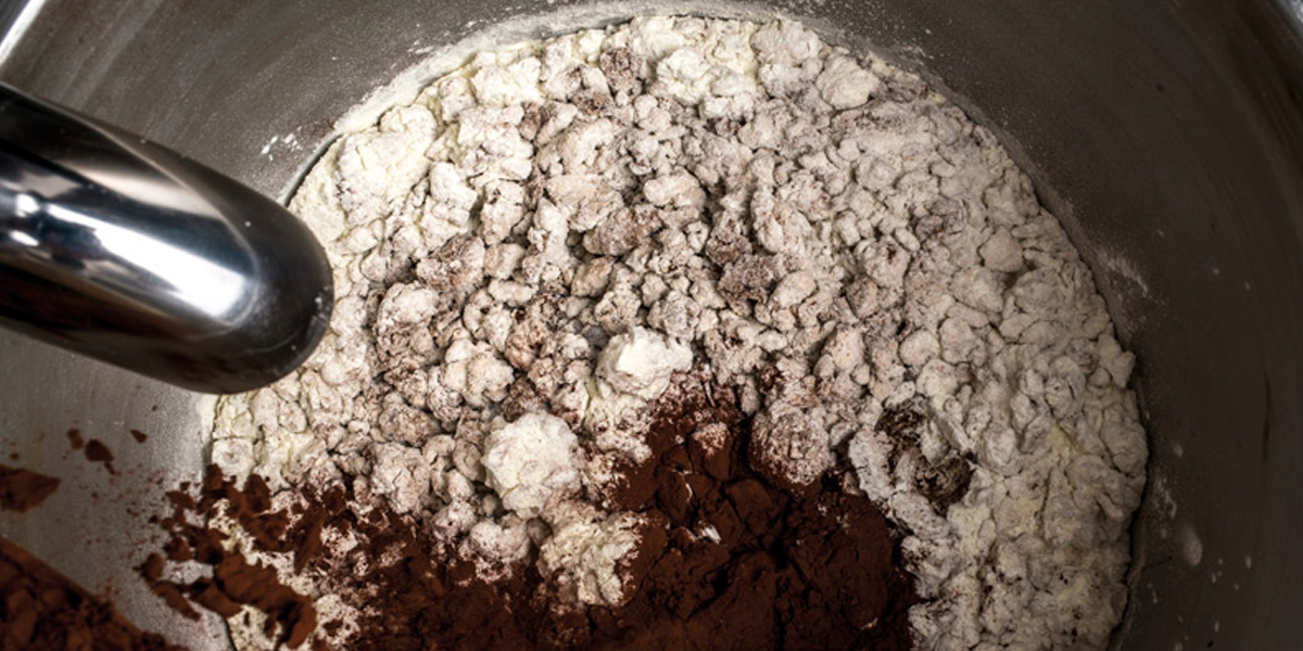 cacao en polvo en la crema untable