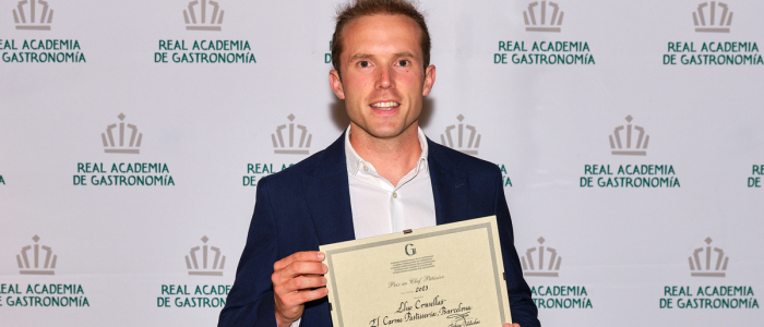 Lluc Crusellas recibe el Prix au Chef Pâtissier 2023